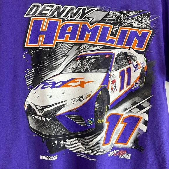 Nascar Denny Hamlin Joe Gibbs Racing Team Collection Purple Power T-shirt M - Picture 6 of 13
